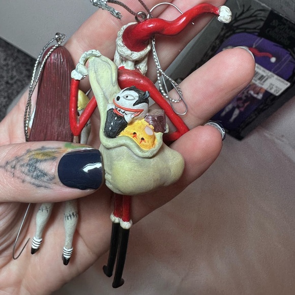 Nightmare Before Christmas Jack Skellington & Sally Ornament Set w Box - Picture 6 of 13